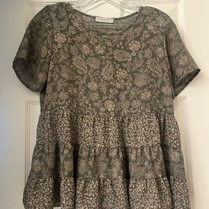 Floral Patterned Green Top